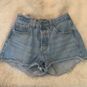 levi jean shorts